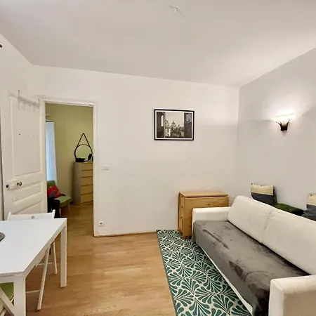 Center Quarter Latin 1 Bedroom Parigi